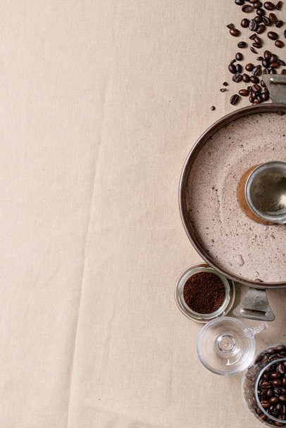 Свежий кофе в зернах
 - Фото, изображение