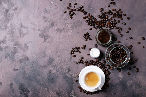 Fresh coffee in cups - Фото, изображение