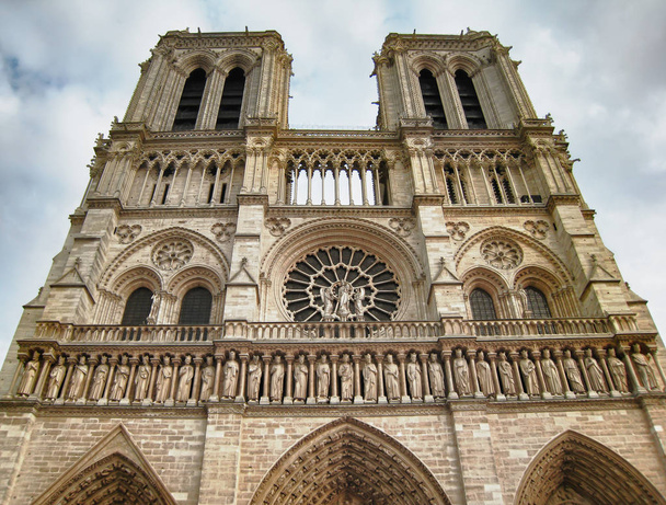 Notre Dame de Paris - 写真・画像