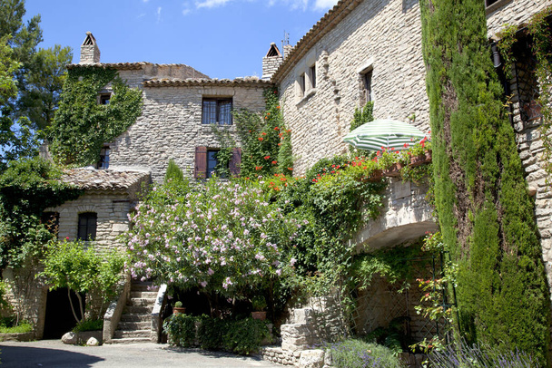 country house in provence - 写真・画像