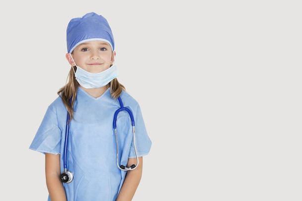 Girl in surgeon's costume - Foto, afbeelding