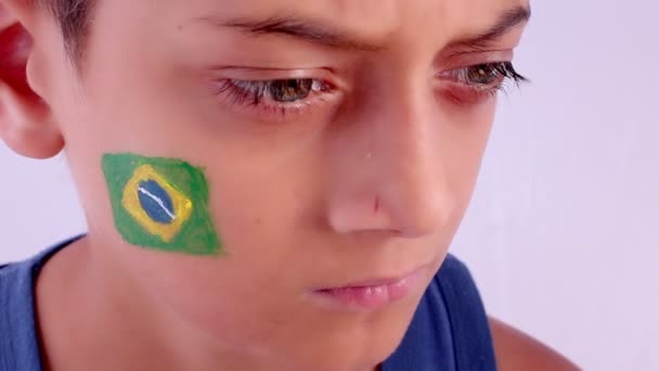 Kasvomaalaus Brasilian ja Argentiinan lippu
 - Materiaali, video