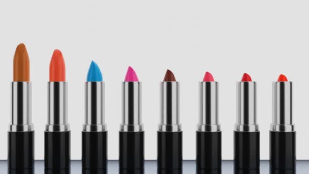 Lipstick zit op een rij met een andere kleur. - Video
