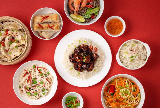 Ассорти китайских блюд
 - Фото, изображение