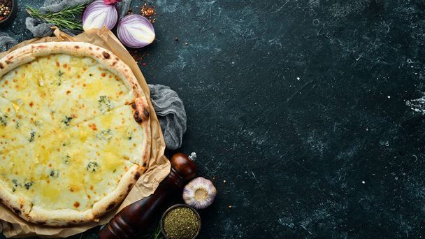 Homemade cheese pizza. Italian traditional cuisine. Top view. free space for your text. - Fotoğraf, Görsel
