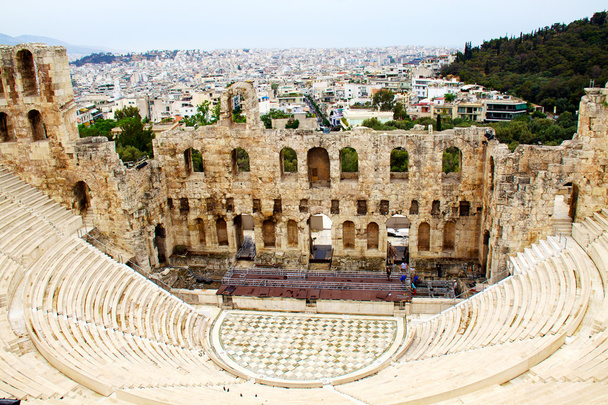 Teatro Ncient de Herodes Atticus é um edifício pequeno do antigo
 - Foto, Imagem