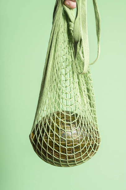Використовується багаторазова сумка з іспанським дином. Купуйте здорову їжу - Фото, зображення