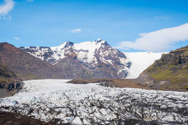 Glaciar Svinafellsjokull en el sur de Islandia
 - Foto, imagen