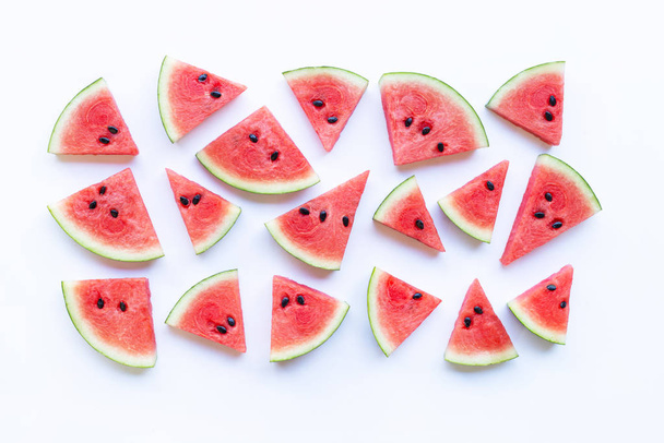 Zoete watermeloen plakjes op witte achtergrond - Foto, afbeelding
