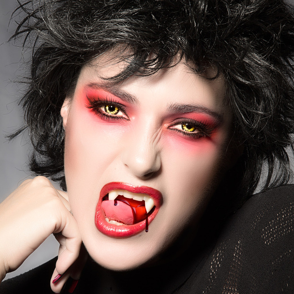 Halloween piękny wampir dziewczyna - Zdjęcie, obraz