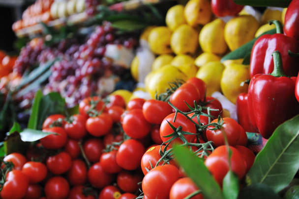 fresh healthy organic food  fruits and vegetables at market - Fotoğraf, Görsel