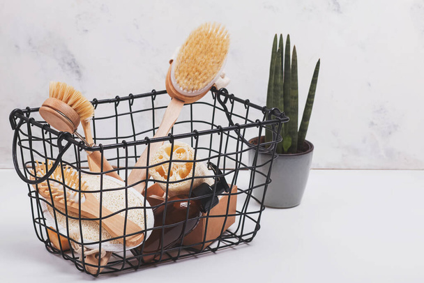 Zero waste bathroom tools in metal basket. - Valokuva, kuva