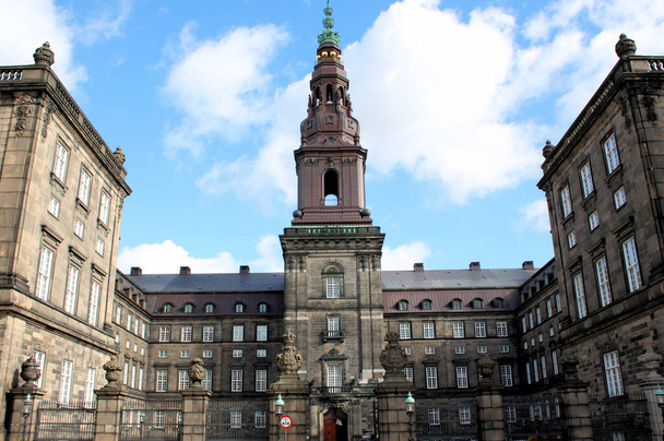 christiansborg palace in copenhagen - Zdjęcie, obraz