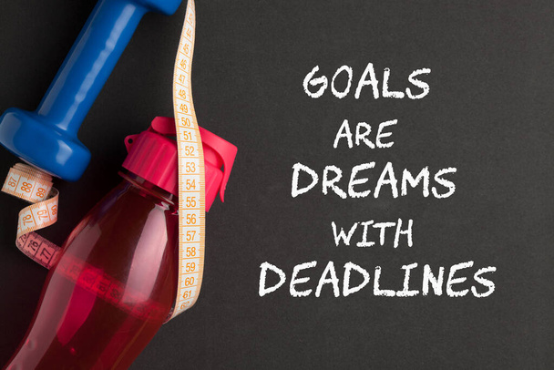 doelen zijn dromen met deadlines - Foto, afbeelding