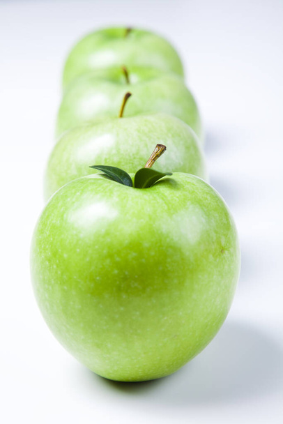 fresh ripe apples, healthy eating  - Фото, зображення