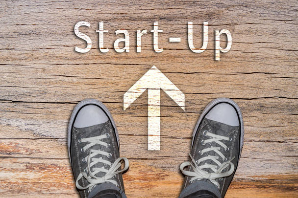 знак взуття Start-Up
 - Фото, зображення