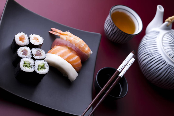 sushi, Asian sea food - Fotografie, Obrázek