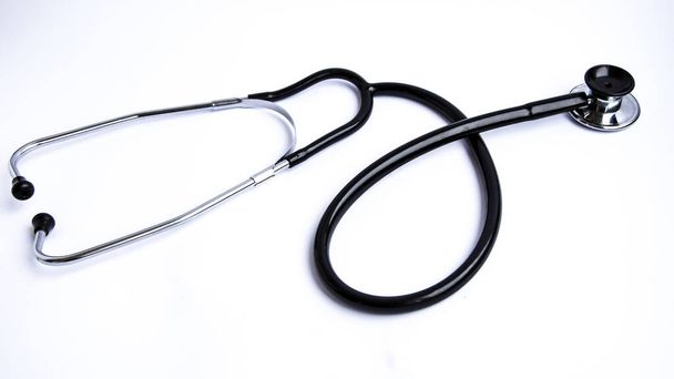Stetoskop na bílém pozadí, Zdravotnický prostředek - Fotografie, Obrázek