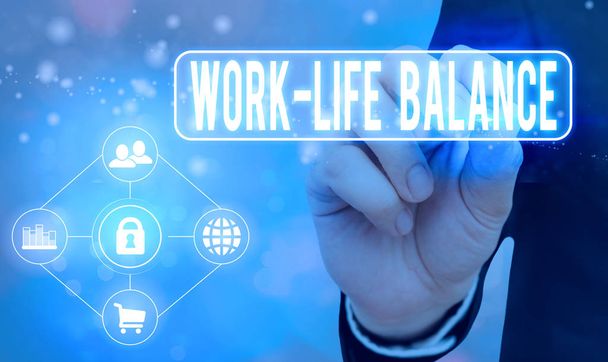 Tekst pisma do Work Life Balance. Konceptualny czas zdjęć przeznaczony na pracę i aspekty życia są równe - Zdjęcie, obraz