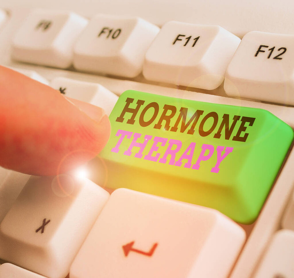 Texthormontherapie. Business-Foto zeigt die Behandlung von Krankheiten mit synthetischen Hormonen - Foto, Bild