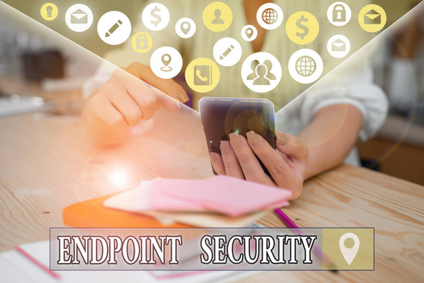 Signo de texto que muestra Endpoint Security. Texto fotográfico empresarial la metodología de protección de la red corporativa
 - Foto, Imagen