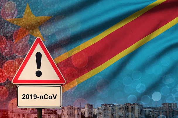 Výstražné znamení Demokratické republiky Kongo a Koronaviru 2019-ncov. Koncept vysoké pravděpodobnosti vypuknutí nového koronaviru prostřednictvím cestovních turistů - Fotografie, Obrázek