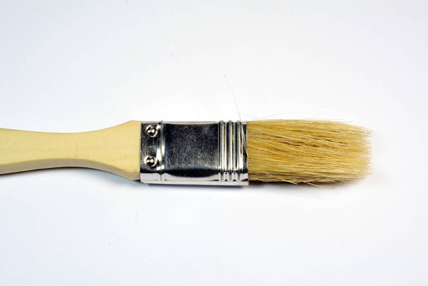 brush on a white background - Fotoğraf, Görsel