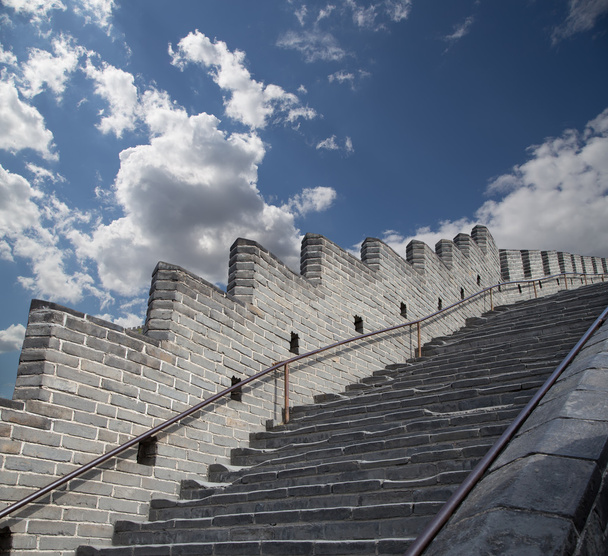 View of one of the most scenic sections of the Great Wall of China, north of Beijing - Foto, Imagen