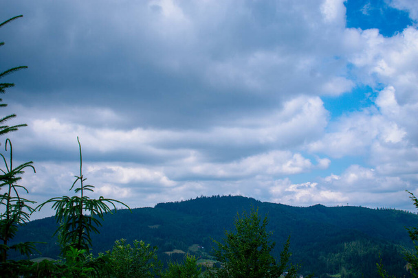 Milówko. Krajobraz górski w Beskidach Śląskich - Zdjęcie, obraz