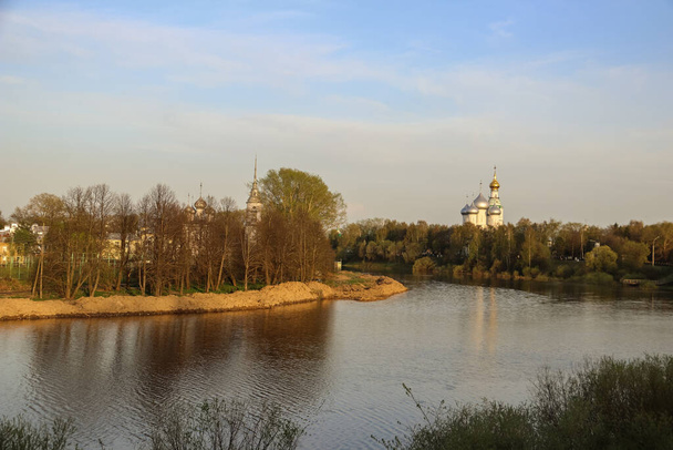 Vologda. Beautiful spring evening on the Vologda river Bank. - 写真・画像