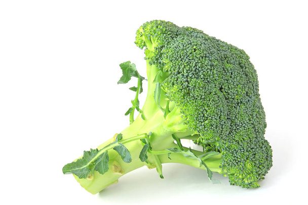 broccoli exempted from white background (brassica oleracea var. italica) - Foto, afbeelding
