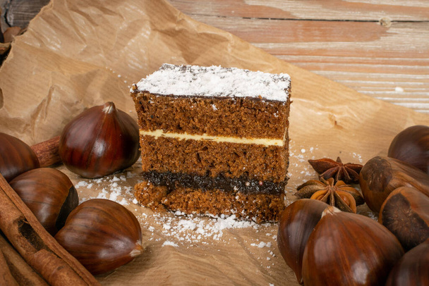 Sponge Chestnut Cake with Spices, Piernik, Brązowy Herbatnik - Zdjęcie, obraz