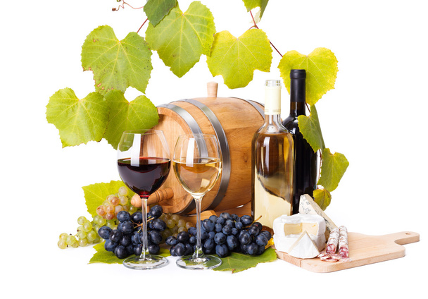 Red and white wine in glasses - Zdjęcie, obraz