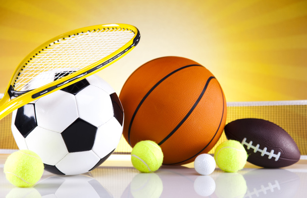 Equipamiento deportivo y pelotas
 - Foto, imagen