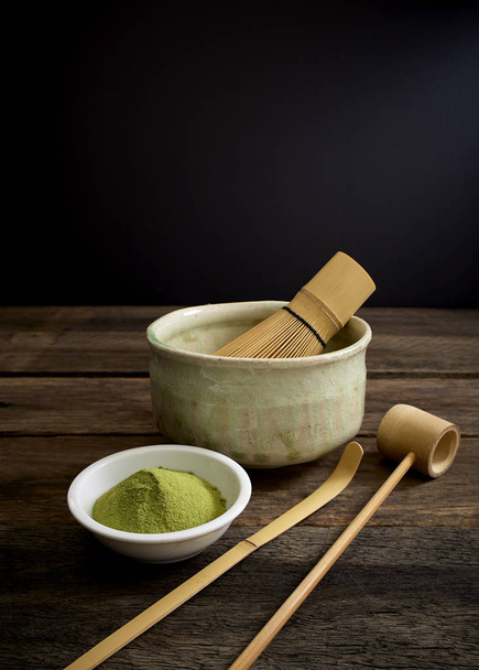 Organic Green Matcha Tea in a Bowl - Foto, afbeelding