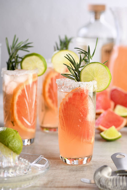 cocktail   pink Paloma  - 写真・画像