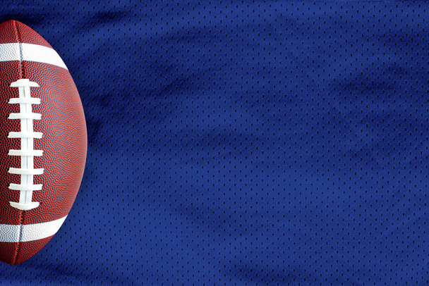 Dark Blue American Football Jersey strutturato con un calcio su una vista orizzontale
 - Foto, immagini