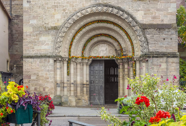 Basílica de Saint-Maurices em Epinal
 - Foto, Imagem