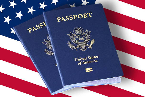 Passeports des États-Unis d'Amérique sous pavillon américain ou américain
 - Photo, image