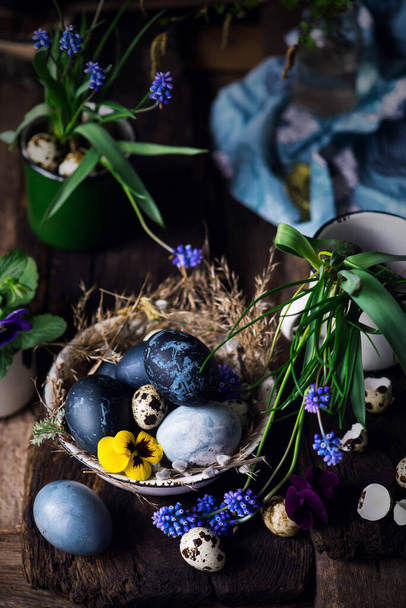 Easter colored eggs.style rustic. - Foto, Imagen