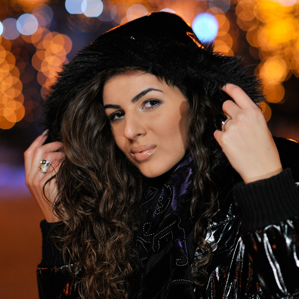young pretty woman outdoor in winter - Valokuva, kuva