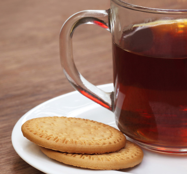 biscotti con tazza di tè
 - Foto, immagini