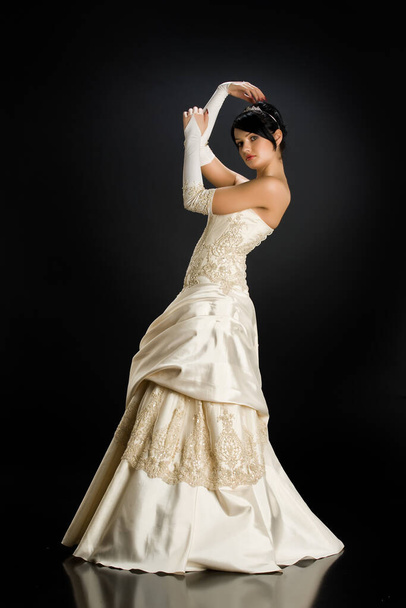 Young Bride - Foto, afbeelding