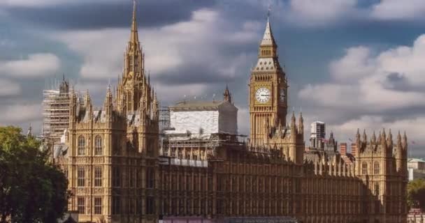 Zoom in Parliamen talo Lontoossa, Iso-Britannia - Materiaali, video