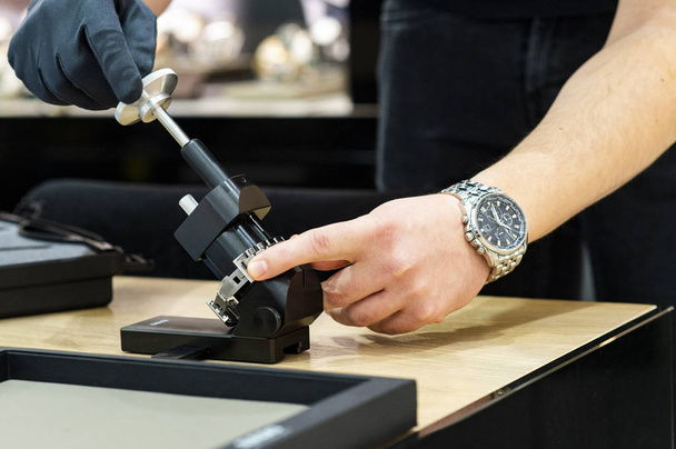 Luxury watches in a store  - Fotoğraf, Görsel