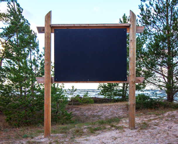 Бланк билборд на пляже
 - Фото, изображение