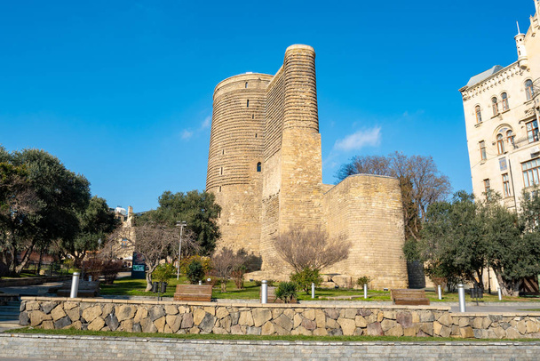 A Torre Maiden em Baku foi construída no século XII
. - Foto, Imagem