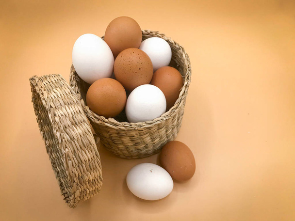 свежие яйца на Пасху
 - Фото, изображение