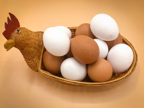 ovos frescos de Easter
 - Foto, Imagem