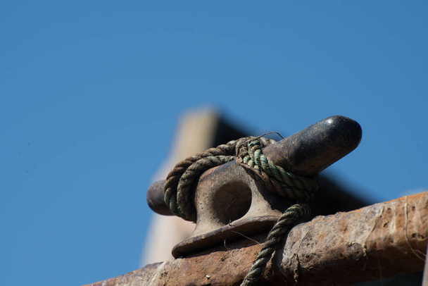 Starý lodní šroub a lano - Fotografie, Obrázek
